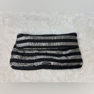 BCBGMAXAZRIA - Brighton Metal Foldover Clutch Purse in Gunmetal.